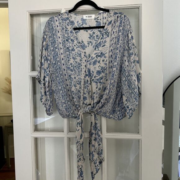 Blue White BOHO Flowy Tie Waist Flutter Sleeve Blouse Top Womens M - Picture 1 of 7